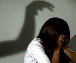 Ông nội đồi bại, hiếp dâm cháu gái 9 tuổi