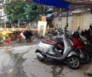 Ngày cuối năm: Rửa xe, làm đẹp đua nhau “chặt chém”