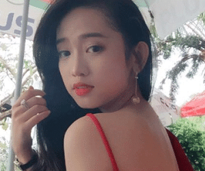 Hành động bốc đồng khiến hot girl Thúy Vi hối hận