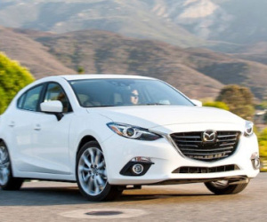 Tháng 1, Mazda3 lại gây sốt với gần 900 xe