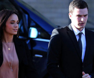 Sao Sunderland mất việc vì hiếp dâm trẻ em