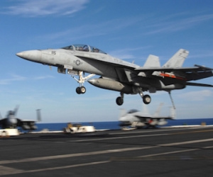 F-35 chậm trễ, Hải quân Mỹ tậu thêm 16 F/A-18 Super Hornet