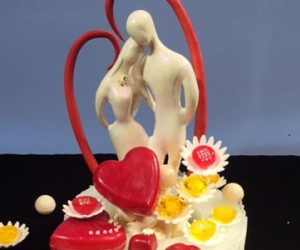 Chocolate đính kim cương dịp Valentine giá hơn 14 triệu yen