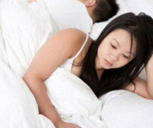 Bạn trai bức xúc vì vào nhà nghỉ cùng tôi mà chỉ được ôm hôn