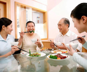 Về quê “hậu Tết”, nàng dâu tối mặt vì đủ màn chào hỏi khó đỡ
