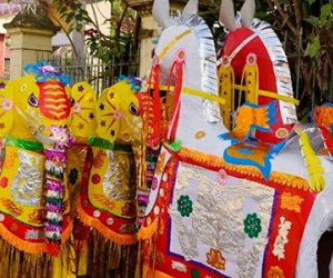 Đầu năm mướt mải lo cúng sao “giải hạn”