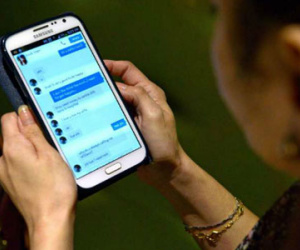 Giấu chồng hẹn hò trên Facebook, bà nội trợ bị lừa 20.000 đôla