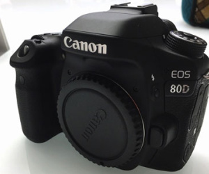 Canon EOS 80D chính thức ra mắt, giá 1200 USD