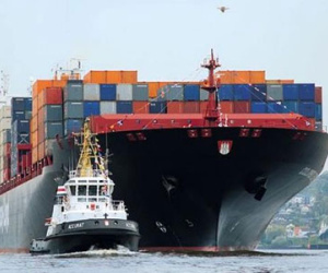 Trung Quốc giảm nhập khẩu khiến các hãng vận tải biển thiệt hại hàng tỷ USD