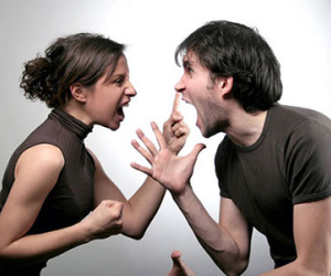 Vợ chồng tôi đang "chiến tranh nóng – lạnh" vì... Hồ Ngọc Hà