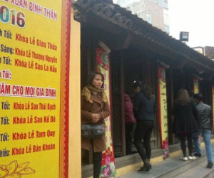 Dâng sao giải hạn: "Thầy" lắm chiêu trò, dân tình nhốn nháo
