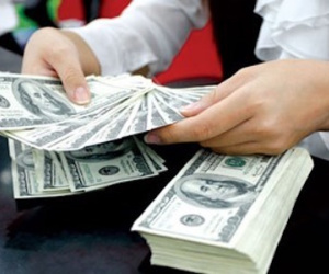 Sau lãi suất USD 0% sẽ hạn chế huy động ngoại tệ