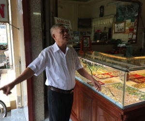 Kẻ cướp tiệm vàng trong 5 giây ở Sài Gòn ra đầu thú