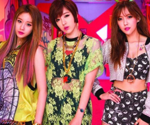 T-Ara sang Việt Nam giao lưu với fan