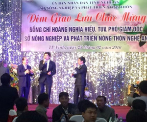 Bí thư Nghệ An yêu cầu xử lý vụ mở tiệc mừng Phó giám đốc Sở