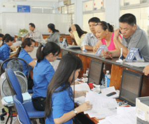 Cán bộ tiếp dân, giả số điện thoại chủ tịch quận lừa 900 triệu