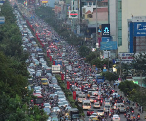 Giao thông TP HCM đặt hàng Bí thư, Bộ trưởng Thăng