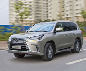Lexus LX570 mới - "Thảm bay" cho các đại gia Việt