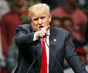 Bầu cử Mỹ: Ông Trump đáp trả thách thức công khai hồ sơ thuế cá nhân
