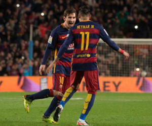 Barca 2-1 Sevilla: "Đạp lên" mọi kỷ lục