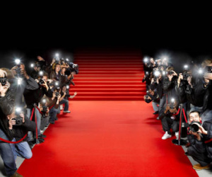 Bất ngờ với nguồn gốc của tấm thảm đỏ trong lễ trao giải Oscar