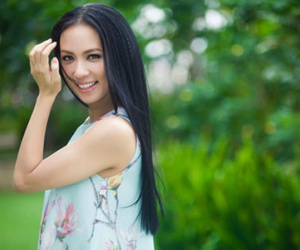 MC Huyền Ny: Hôn nhân tan vỡ, đừng đổ lỗi cho người thứ 3