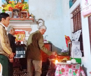 Bắt cóc con gái của người tình để níu kéo tình cảm