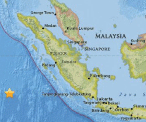 Động đất 7,8 độ Richter rung chuyển Indonesia