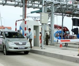 Phí đường bộ: Thu tới 6.000 tỉ đồng nhưng mới đáp ứng 50%
