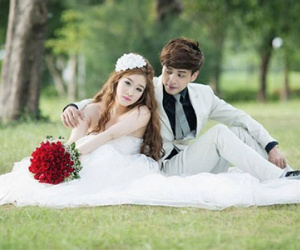 Vợ cũ Hồ Quang Hiếu bị fan cuồng của chồng chửi bới