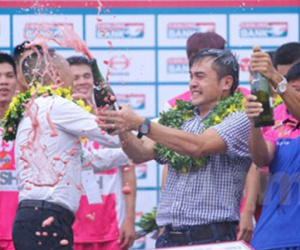 CLB Hà Nội xin "chuyển khẩu" vào Sài Gòn