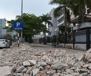 Chi cục thuế Hạ Long: Sau “khủng bố” đổ phế thải, tiếp tục cắt điện nước
