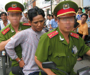 "Cú đấm thép" của Công an TP.HCM