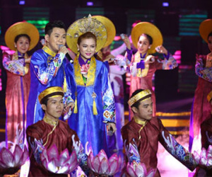 Hoài Linh không muốn thế hệ sau hát ru bằng "Vợ người ta"