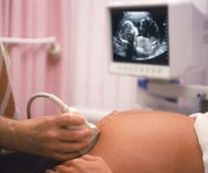 Sau vụ mang thai 42 tuần không thấy con, vẫn còn những câu chuyện có thật đau lòng hơn thế
