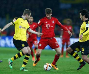 Dortmund 0-0 Bayern: Đôi công máu lửa