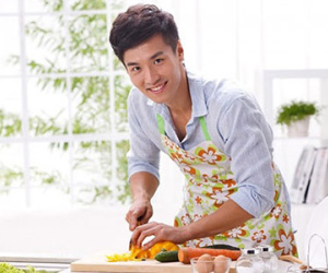 Đàn ông nên làm gì cho chị em ngày 8-3?