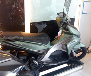 Honda Air Blade 2016 màu lạ đội giá hơn 10 triệu Đồng
