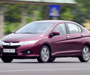 Honda Việt Nam triệu hồi hơn 4.000 ôtô lỗi túi khí