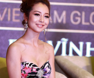 Jennifer Phạm khoe 3 vòng nóng bỏng, đọ sắc cùng các hoa hậu quốc tế