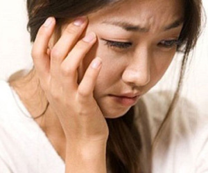 Ngày 8/3: Chồng tặng nguyên cái tát "rát má"