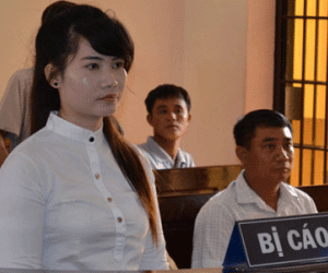 Nhiều đại gia sập bẫy nữ nhân viên ngân hàng xinh đẹp