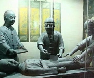 Quá trình tịnh thân đau đớn của thái giám Trung Hoa