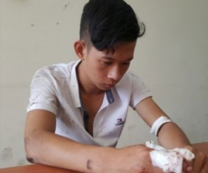 Rút dao đâm chết người vì bị đánh sau va quệt xe