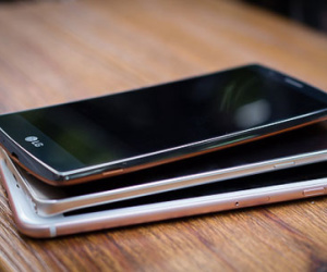 Nhiều smartphone cao cấp hàng xách tay rớt giá sâu