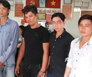 Băng nhóm "Cường sida" dàn cảnh cướp 50 triệu đồng