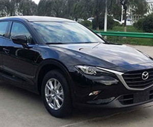 Hình ảnh thực tế đầu tiên của Mazda CX-4