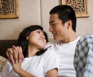 Bật khóc khi nhìn thấy bát cơm đang ăn dở của vợ