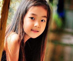 Bé gái Hải Dương 7 tuổi cao 1m42 đúng chuẩn “hoa hậu"