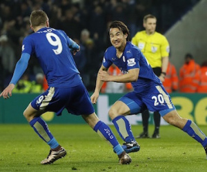 Leicester chuốc sầu Benitez, thẳng tiến đến ngôi vương